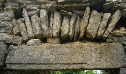 Türsturz Tonne mit Inschrift